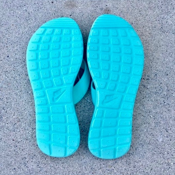 WMNS NIKE ULTRA CELSO THONG LIGHT BLUES OCEANS TURQ - Picture 3 of 6